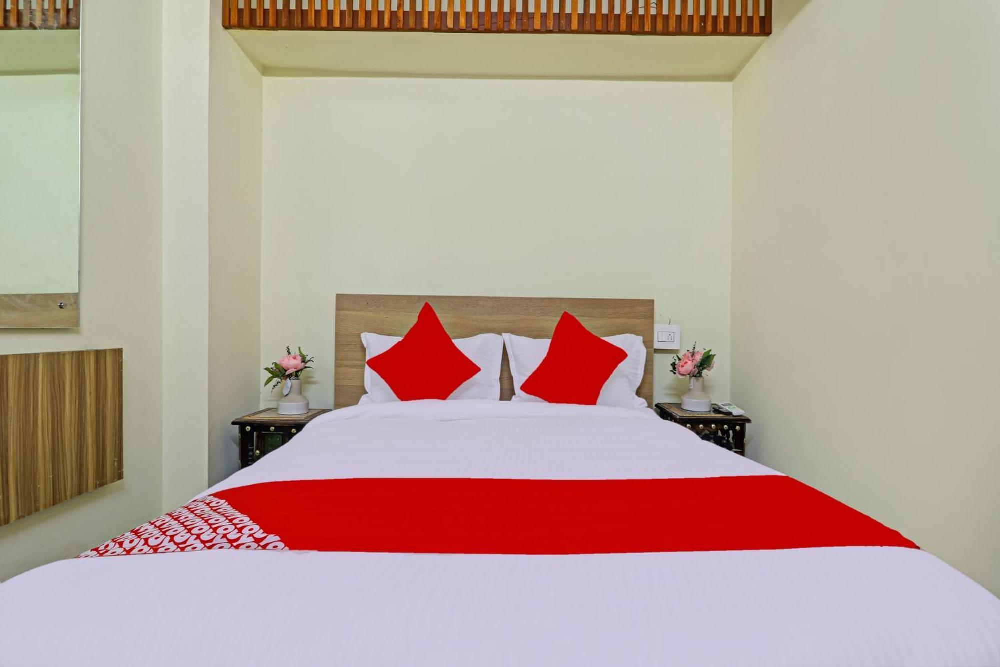 Super Hotel O Dsr Inn Near Nexus Hyderabad Eksteriør billede