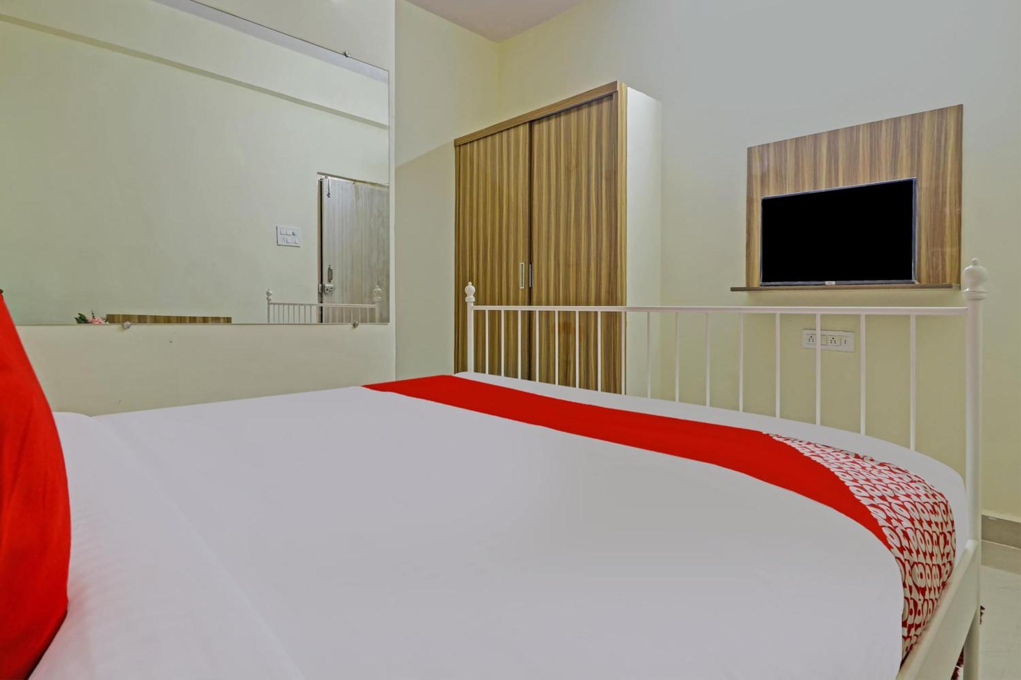 Super Hotel O Dsr Inn Near Nexus Hyderabad Eksteriør billede